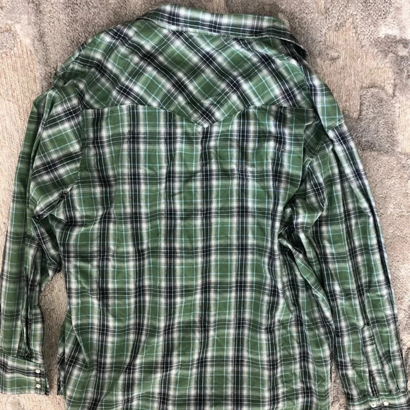 Wrangler Flannel - Picture 2 of 3